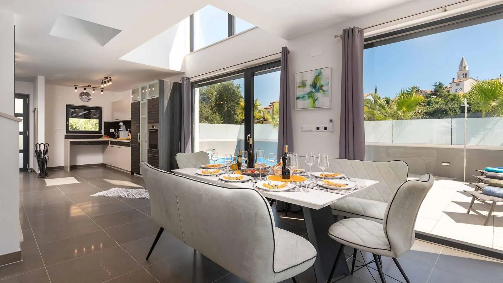 Charming Villa Magnifica With Heated Pool For 8 Funtana 0*,